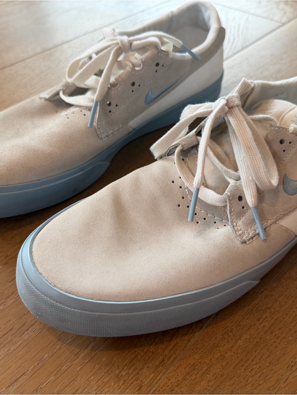 Nike Men's SB Shane Suede Sneakers in Cream and Pale Blue